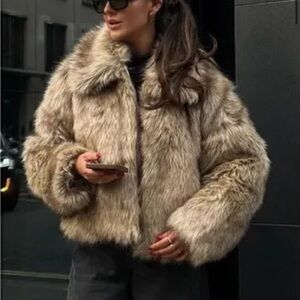 Marmalive vintage short fur bomber jacket